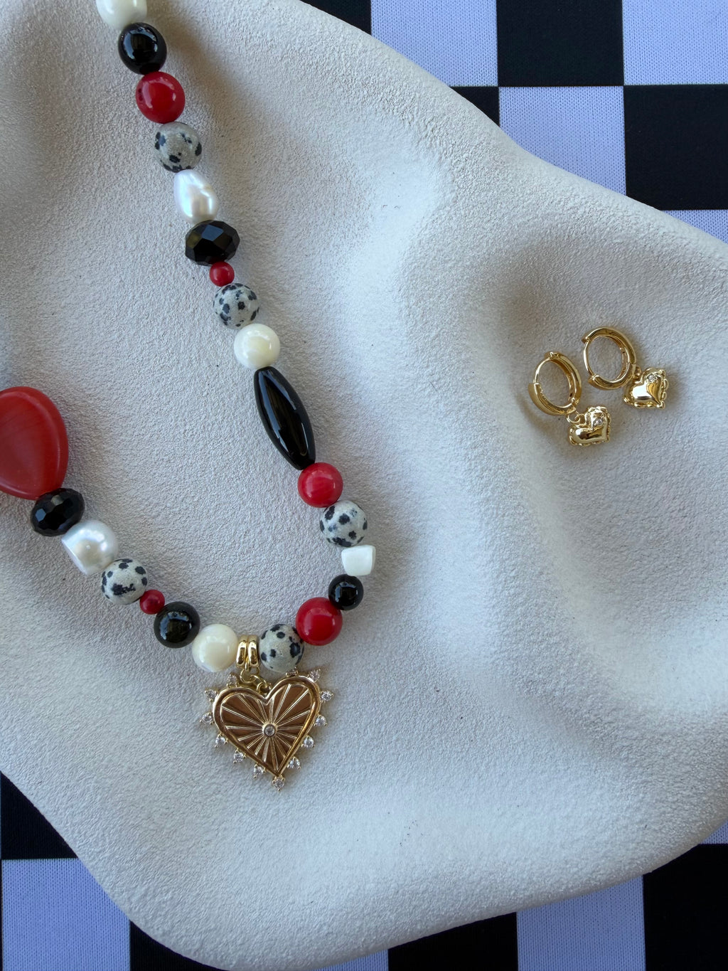 Queen of hearts